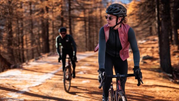 Cafe Du Cycliste Womens Petra Gilet | Dusty Pink