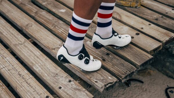 Cafe Du Cycliste Skate Socks Red & Navy